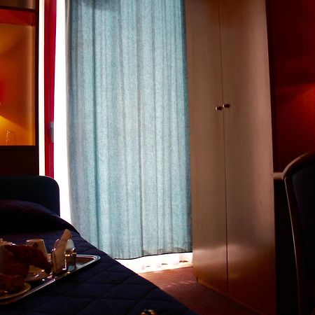 Hotel Arcangelo Rimini Buitenkant foto