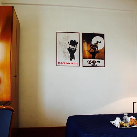 Hotel Arcangelo Rimini Buitenkant foto