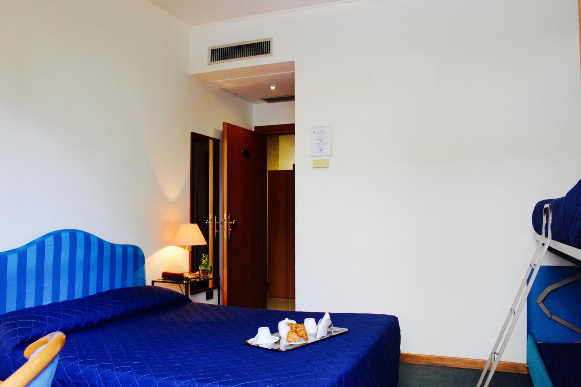 Hotel Arcangelo Rimini Buitenkant foto