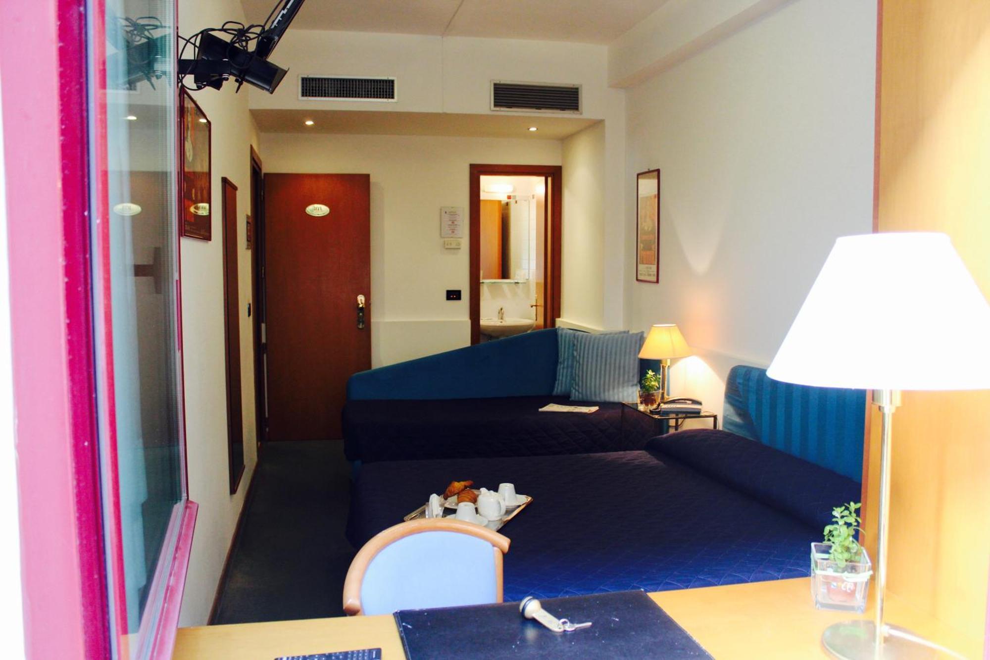 Hotel Arcangelo Rimini Buitenkant foto