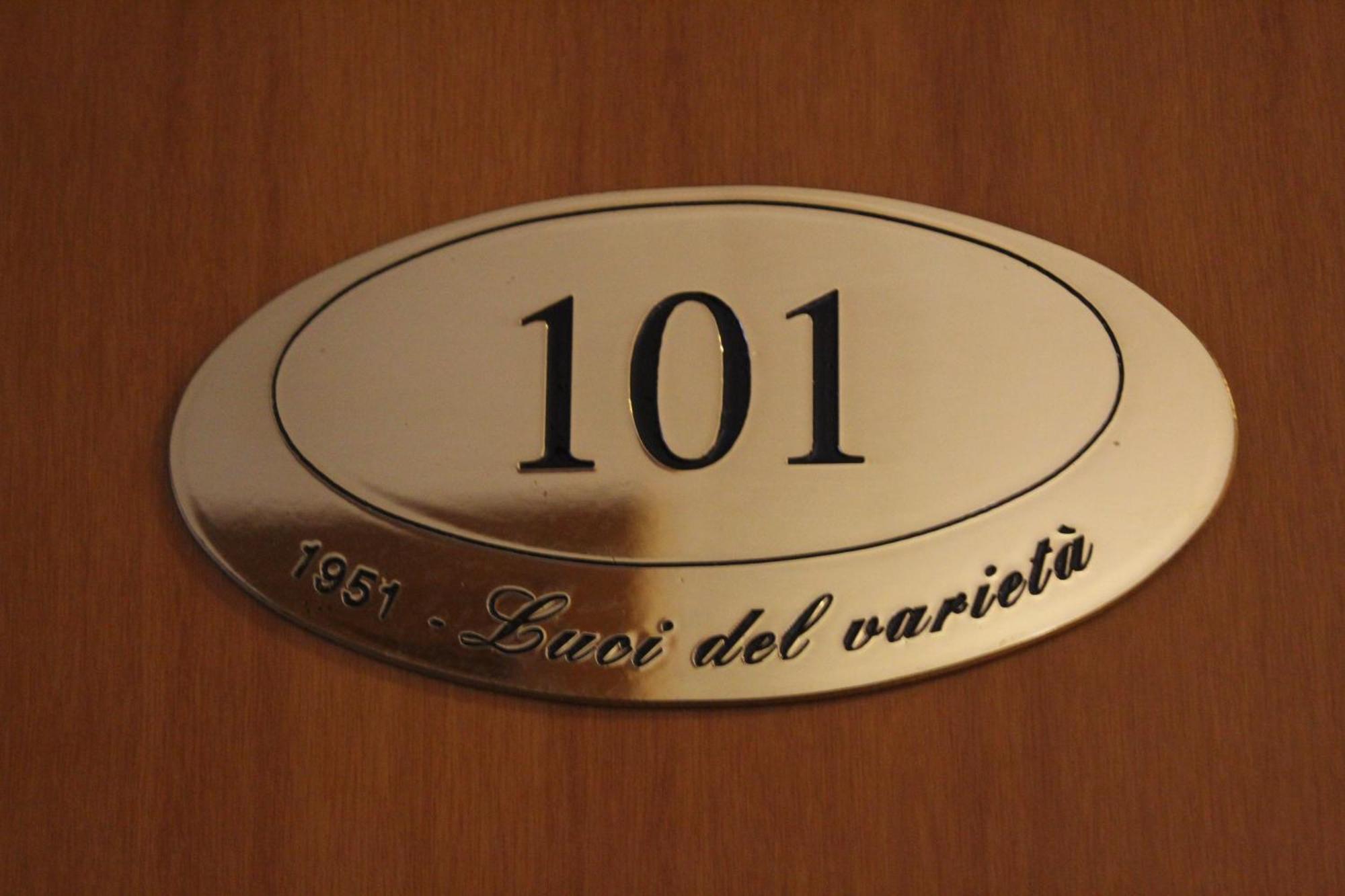 Hotel Arcangelo Rimini Buitenkant foto