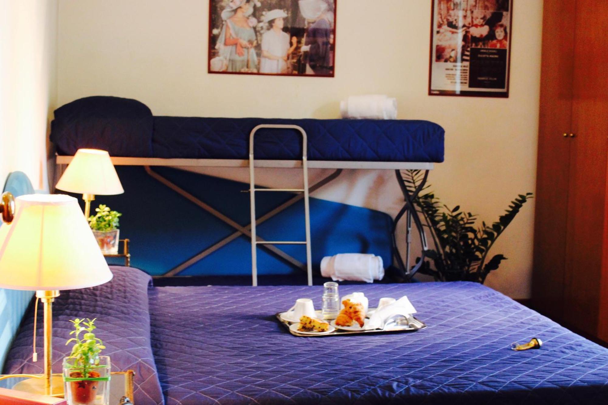 Hotel Arcangelo Rimini Buitenkant foto