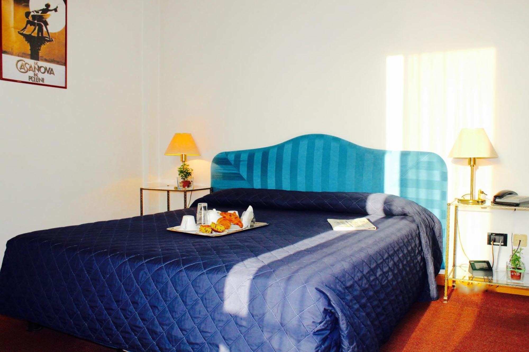 Hotel Arcangelo Rimini Buitenkant foto